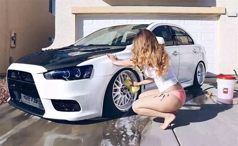 这样洗车不仅省时省力，而且可以让爱车美美哒，不信你试试！